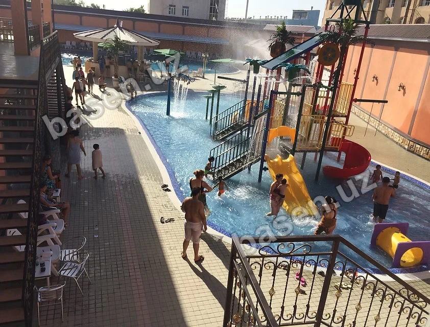 Atlantis Pool 3