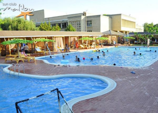 Malibu Sun Club 2