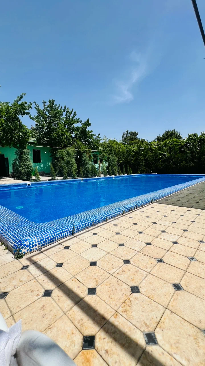 May Weather Resort 4