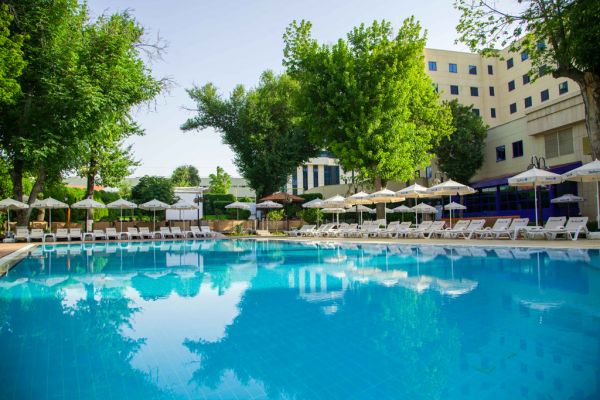 Aqua Bar при отеле Radisson Blu Tashkent 2